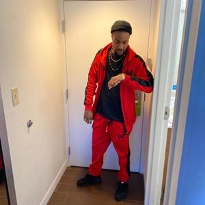 Meet your Posher, Theodore